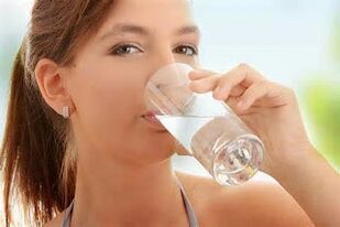 пить воду на диете для ленивых